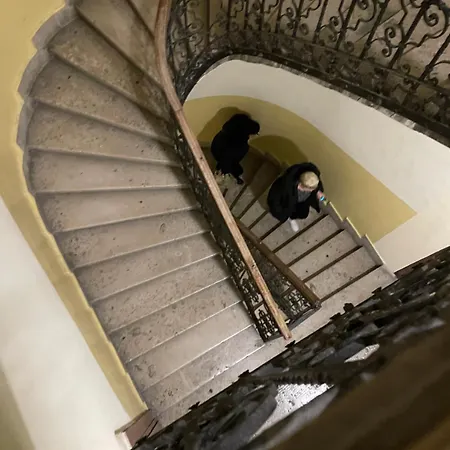 Hanna&rita In The Centre Lonyay 42a 3rd Floor In The Back Yard شقة